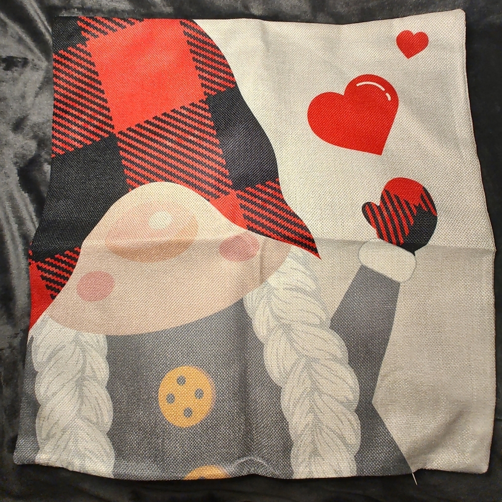 4Cute Gnome Christmas Pillow covers!Never been used! 18x18 pillows not included.